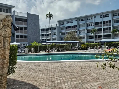 330 SE 2nd Street Hallandale Beach FL 33009