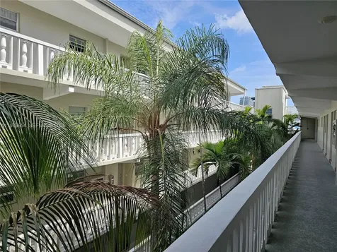 330 SE 2nd Street Hallandale Beach FL 33009