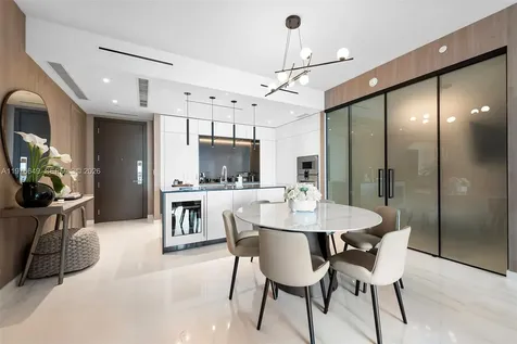 300 Biscayne Boulevard Way Miami FL 33131