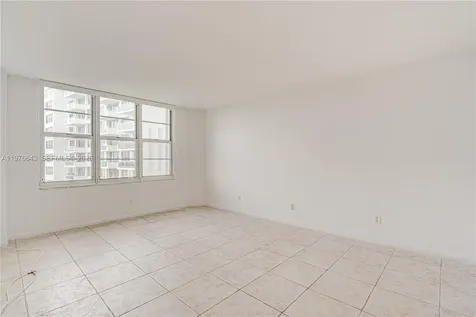 5161 Collins Avenue Miami Beach FL 33140