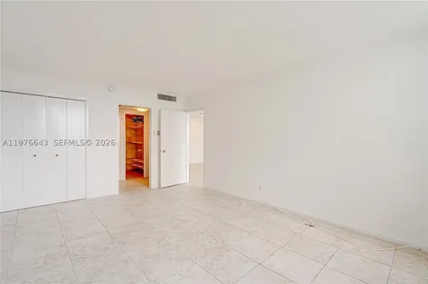 5161 Collins Avenue Miami Beach FL 33140