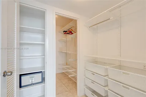 5161 Collins Avenue Miami Beach FL 33140