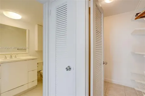 5161 Collins Avenue Miami Beach FL 33140