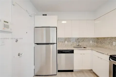 5161 Collins Avenue Miami Beach FL 33140