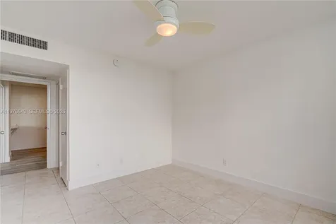 5161 Collins Avenue Miami Beach FL 33140