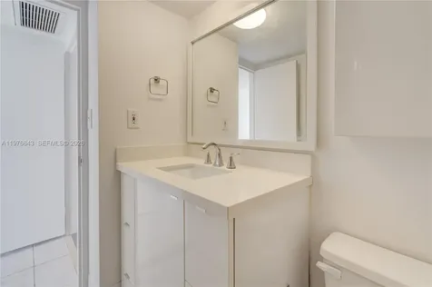 5161 Collins Avenue Miami Beach FL 33140