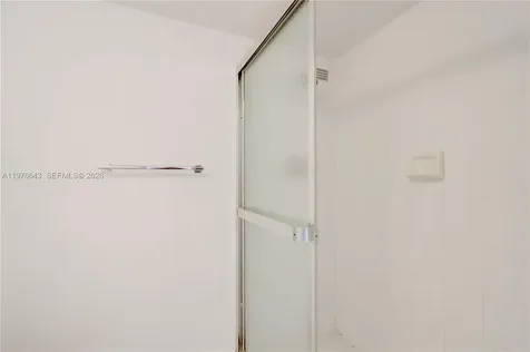 5161 Collins Avenue Miami Beach FL 33140