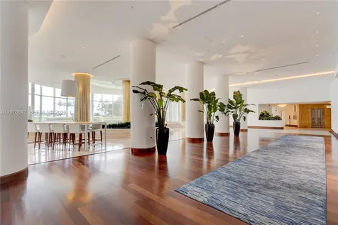 5161 Collins Avenue Miami Beach FL 33140