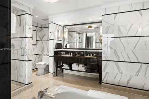 4391 Collins Avenue Miami Beach FL 33140