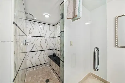 4391 Collins Avenue Miami Beach FL 33140