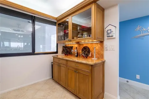 4253 Bay Beach Lane Fort Myers FL 33931