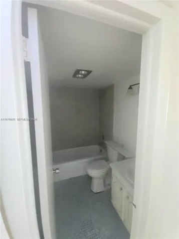 36 Windsor West Palm Beach FL 33417