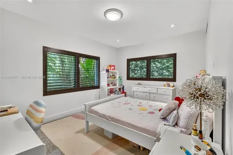 1540 Cleveland Road Miami Beach FL 33141