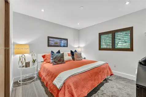 1540 Cleveland Road Miami Beach FL 33141