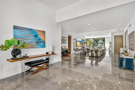 1540 Cleveland Road Miami Beach FL 33141