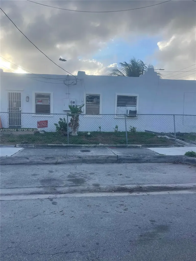 664 NW 77th Street Miami FL 33150