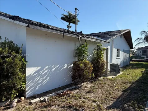 4945 Sorrento Court Cape Coral FL 33904