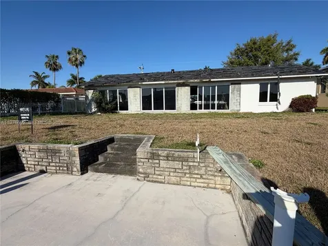 4945 Sorrento Court Cape Coral FL 33904