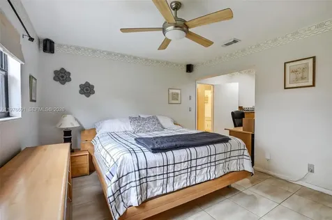 5260 Redwood Court Plantation FL 33317