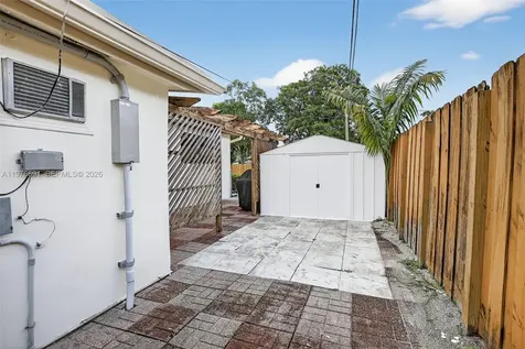 5260 Redwood Court Plantation FL 33317