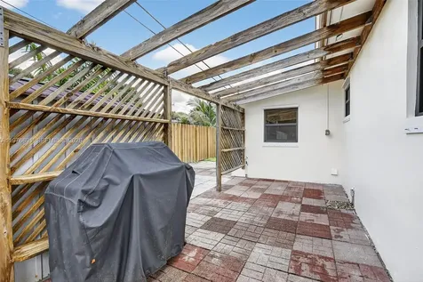 5260 Redwood Court Plantation FL 33317