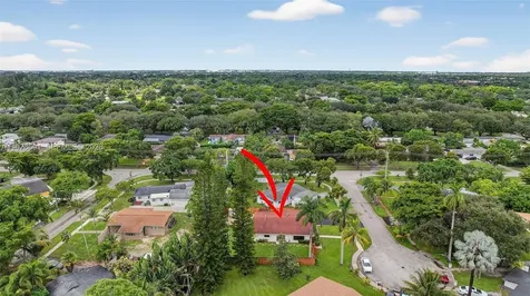 5260 Redwood Court Plantation FL 33317