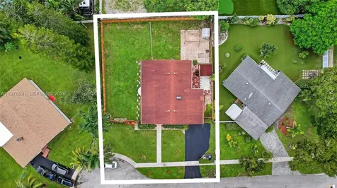 5260 Redwood Court Plantation FL 33317