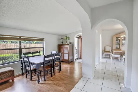 5260 Redwood Court Plantation FL 33317