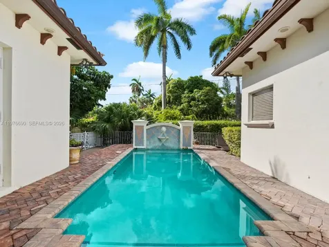 1223 Jackson Street Hollywood FL 33019