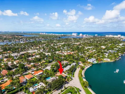 1223 Jackson Street Hollywood FL 33019