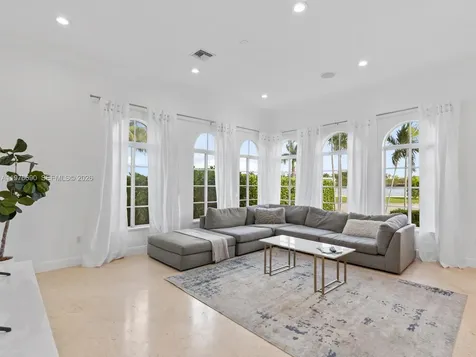 1223 Jackson Street Hollywood FL 33019