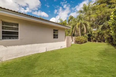 11801 NE 11th Avenue Biscayne Park FL 33161