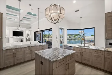 5205 Tamiami Court Cape Coral FL 33904
