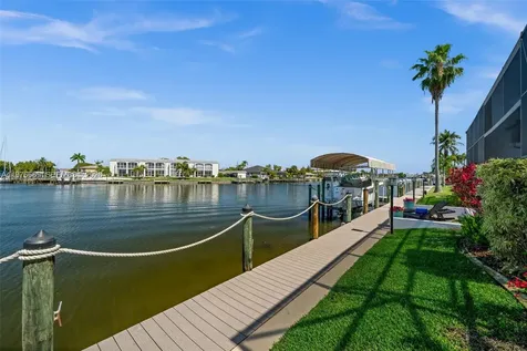 5205 Tamiami Court Cape Coral FL 33904