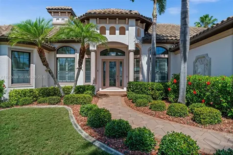 5205 Tamiami Court Cape Coral FL 33904