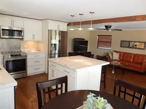 2461 SW 50th Street Dania Beach FL 33312