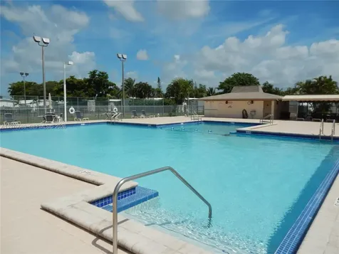 2461 SW 50th Street Dania Beach FL 33312