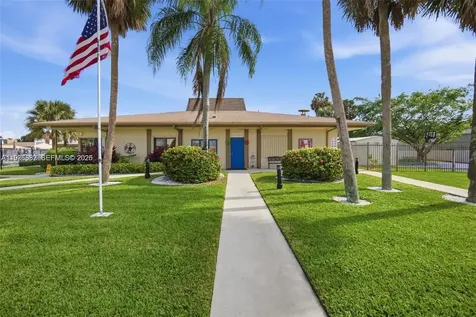 2461 SW 50th Street Dania Beach FL 33312