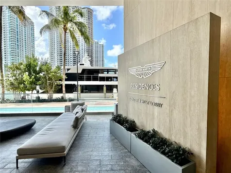300 Biscayne Boulevard Way Miami FL 33131