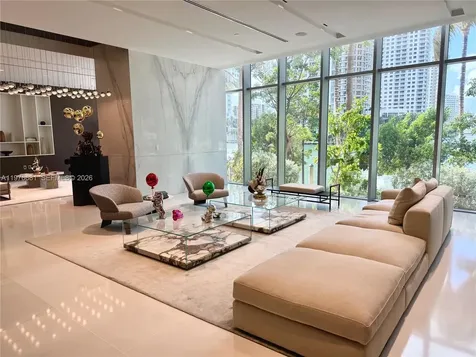 300 Biscayne Boulevard Way Miami FL 33131