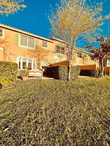 822 SW 143rd Terrace Pembroke Pines FL 33027