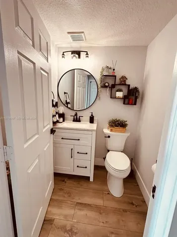 822 SW 143rd Terrace Pembroke Pines FL 33027