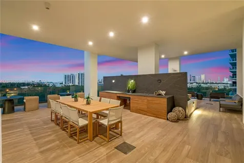 16395 Biscayne Boulevard North Miami Beach FL 33160