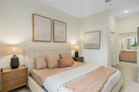 16395 Biscayne Boulevard North Miami Beach FL 33160