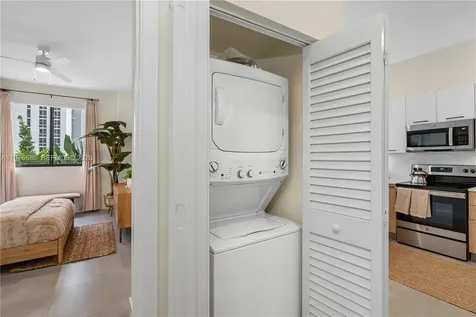 16395 Biscayne Boulevard North Miami Beach FL 33160