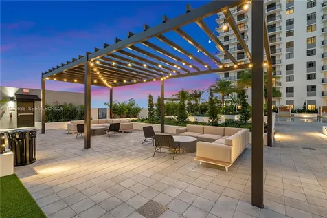 16395 Biscayne Boulevard North Miami Beach FL 33160
