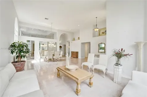 2719 Pinehurst Weston FL 33332