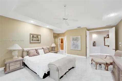 2719 Pinehurst Weston FL 33332