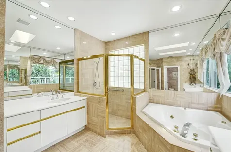 2719 Pinehurst Weston FL 33332