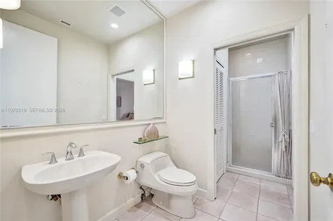 2719 Pinehurst Weston FL 33332